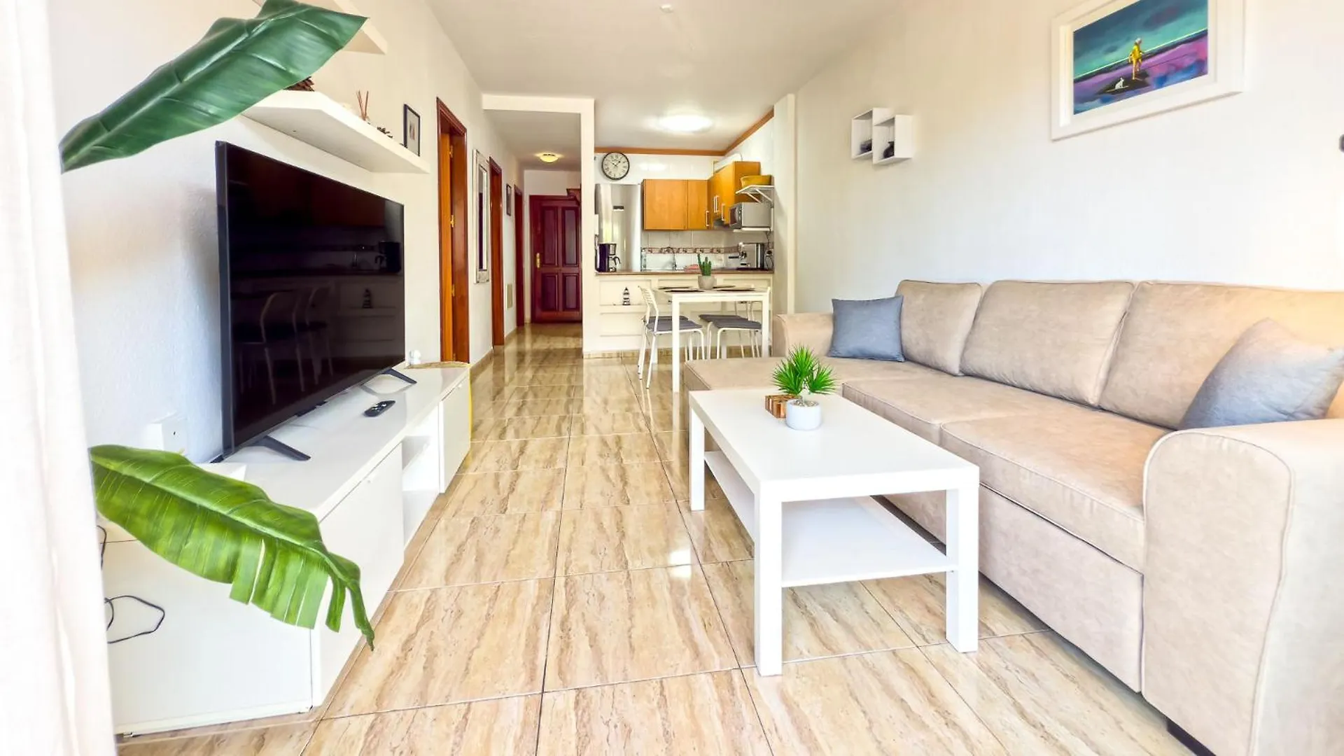 Primavera Apartment With Heated Pool パルム・マール