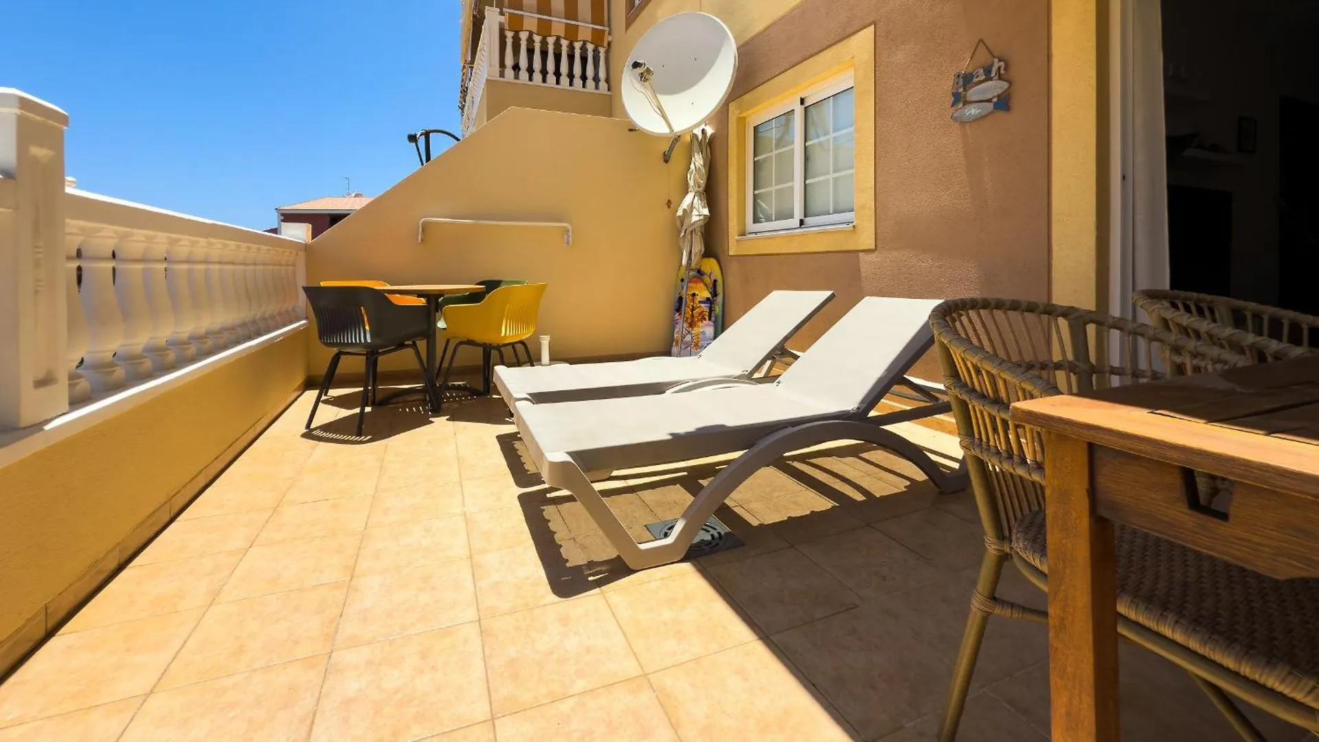 Primavera Apartment With Heated Pool パルム・マール